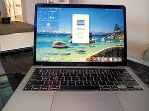 New Laptop Apple MacBook Pro 2022 M2 8GB Apple M2 SSD 512GB