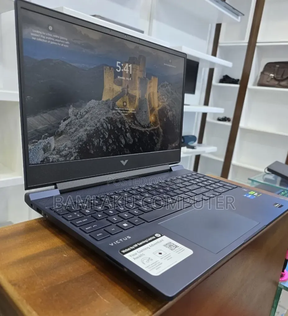 New Laptop HP Victus 15 16GB Intel Core i5 SSD 512GB