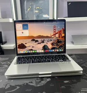 New Laptop Apple MacBook Pro 2020 16GB Apple M2 SSD 256GB