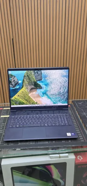 New Laptop Dell Alienware Aurora 16 16GB Intel Core Ultra 7 SSD 1T
