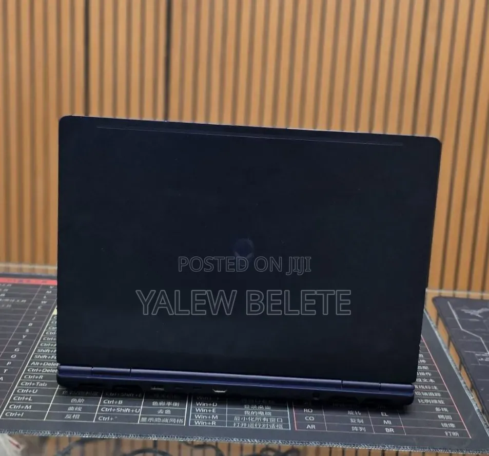 New Laptop Dell Alienware Aurora 16 16GB Intel SSD 1T