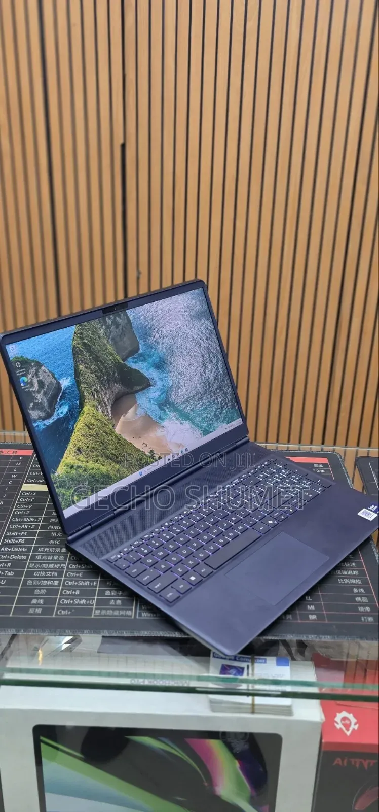 New Laptop Dell Alienware Aurora 16 16GB Intel Core Ultra 7 SSD 1T