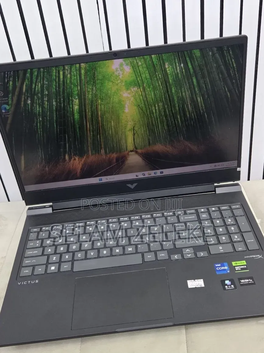 New Laptop HP 16GB Intel Core i7 SSD 512GB