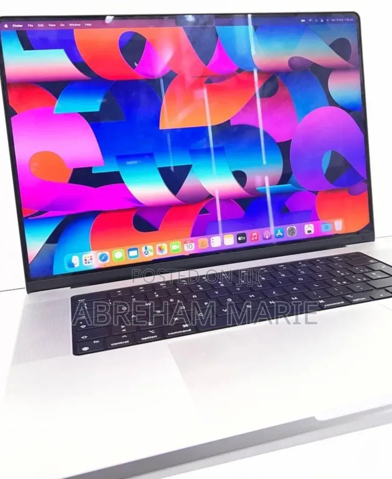 New Laptop Apple MacBook Pro 2021 M1 16GB Apple M1 Pro SSD 1T