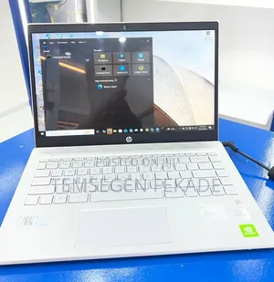 New Laptop HP Pavilion 14 8GB Intel Core i5 SSD 512GB