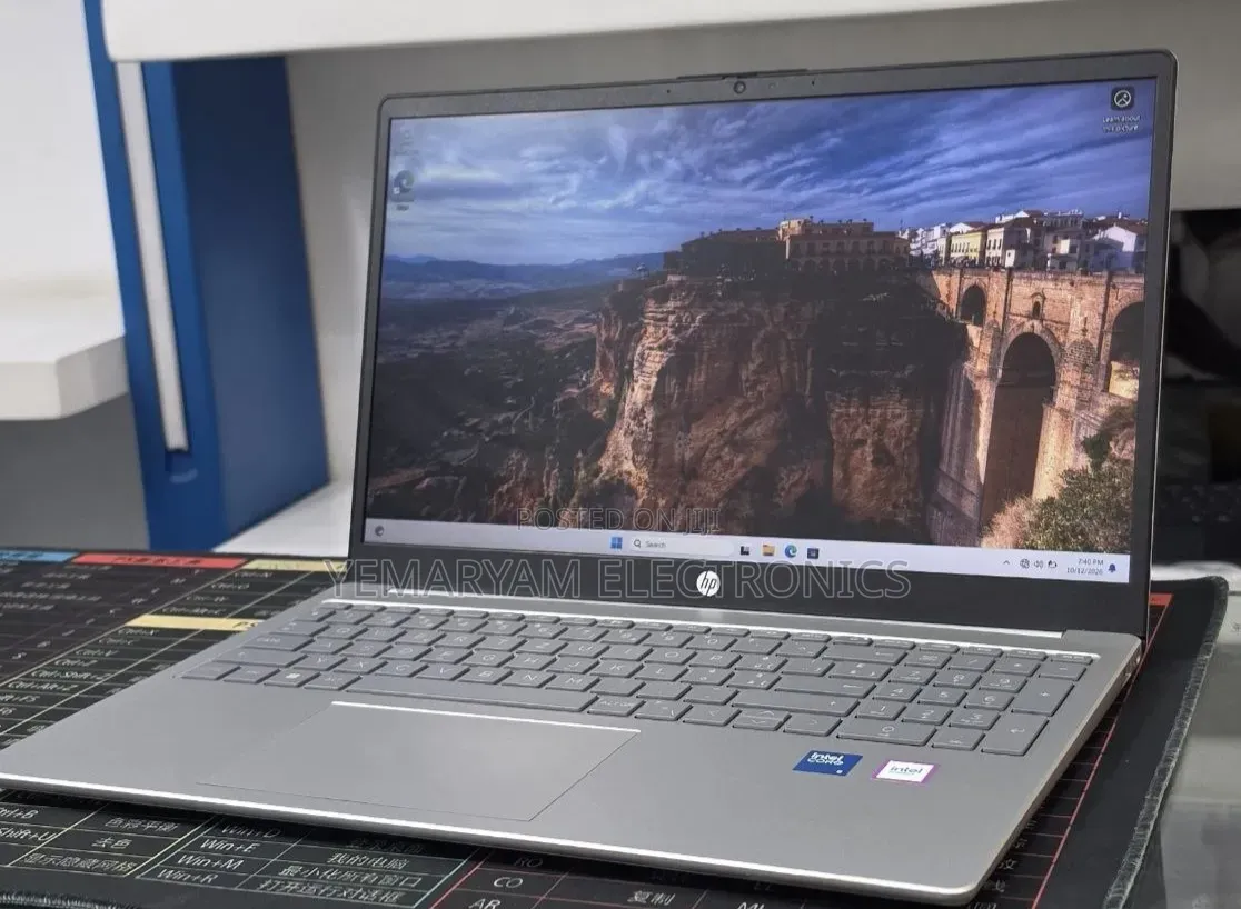 New Laptop HP Stream Notebook 16GB Intel Core 5 SSD 512GB