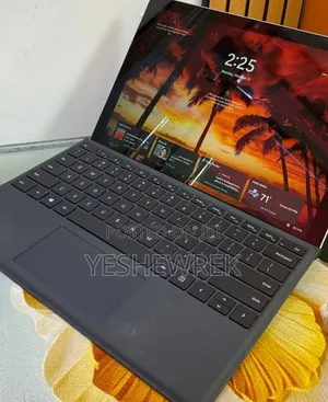 New Laptop Microsoft Surface 16GB Intel Core i7 SSD 512GB