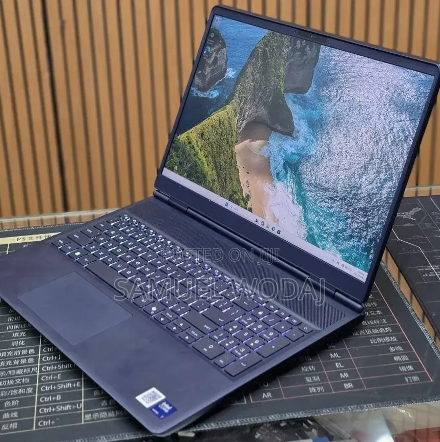 New Laptop HP Pavilion 15 8GB Intel Core i7 SSD 512GB