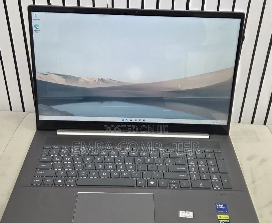 New Laptop HP 16GB Intel Core Ultra 7 SSD 512GB