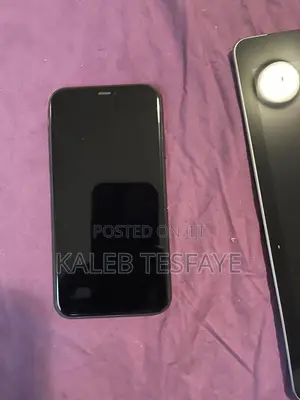 Apple iPhone 11 64 GB Black