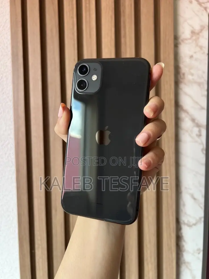 Apple iPhone 11 64 GB Black