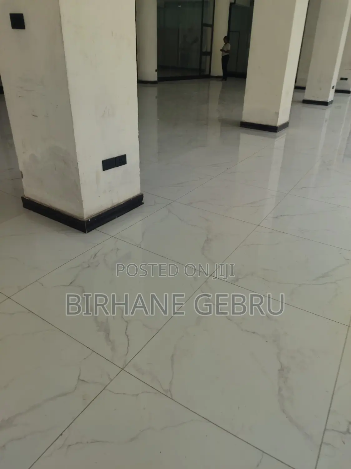 Space Rent for Cafe Show Room Super Mbrket and Other