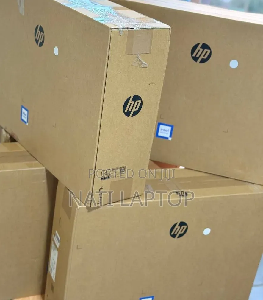 New HP 200 G4 22 All-in-One 8GB Intel Core i5 SSD 512GB
