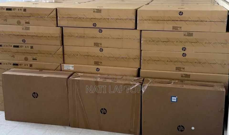 New HP 200 G4 22 All-in-One 8GB Intel Core i5 SSD 512GB