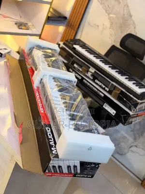 Midi Keyboard M Audio 61 Keys
