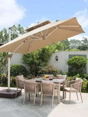Cantilever Umbrella