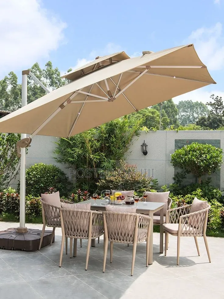 Cantilever Umbrella