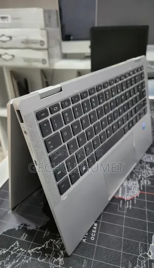 New Laptop HP EliteBook 1040 G8 16GB Intel Core i5 SSD 512GB