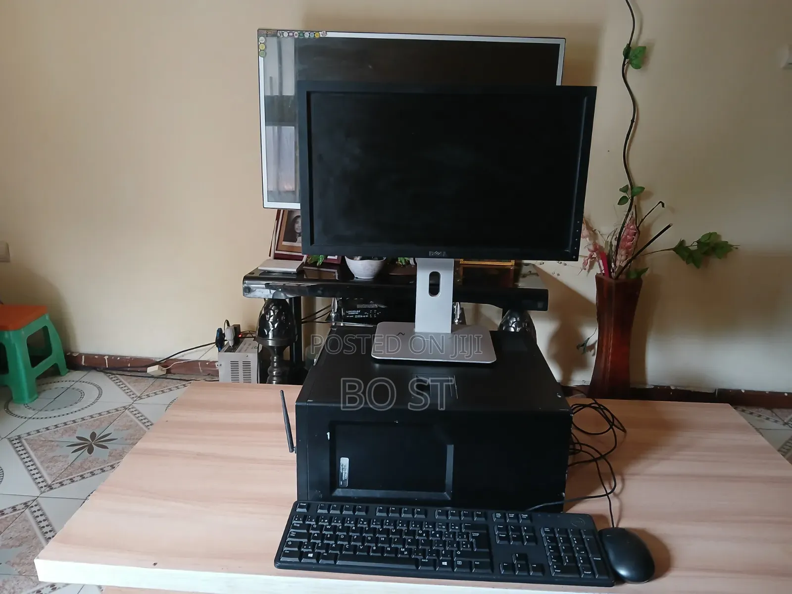 New Desktop Computer Dell OptiPlex 7010 4GB Intel Core 3 HDD 500GB