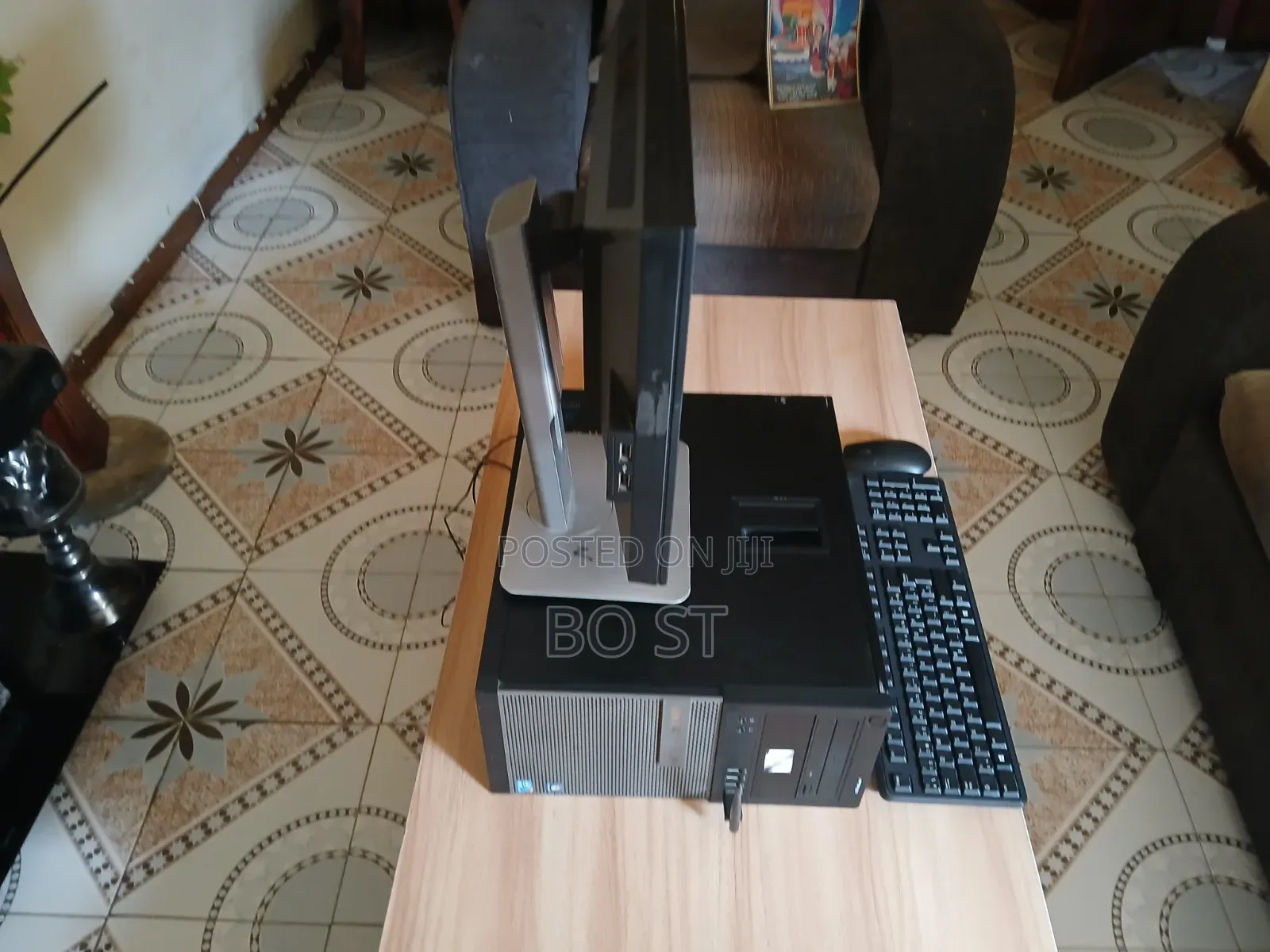 New Desktop Computer Dell OptiPlex 7010 4GB Intel Core 3 HDD 500GB