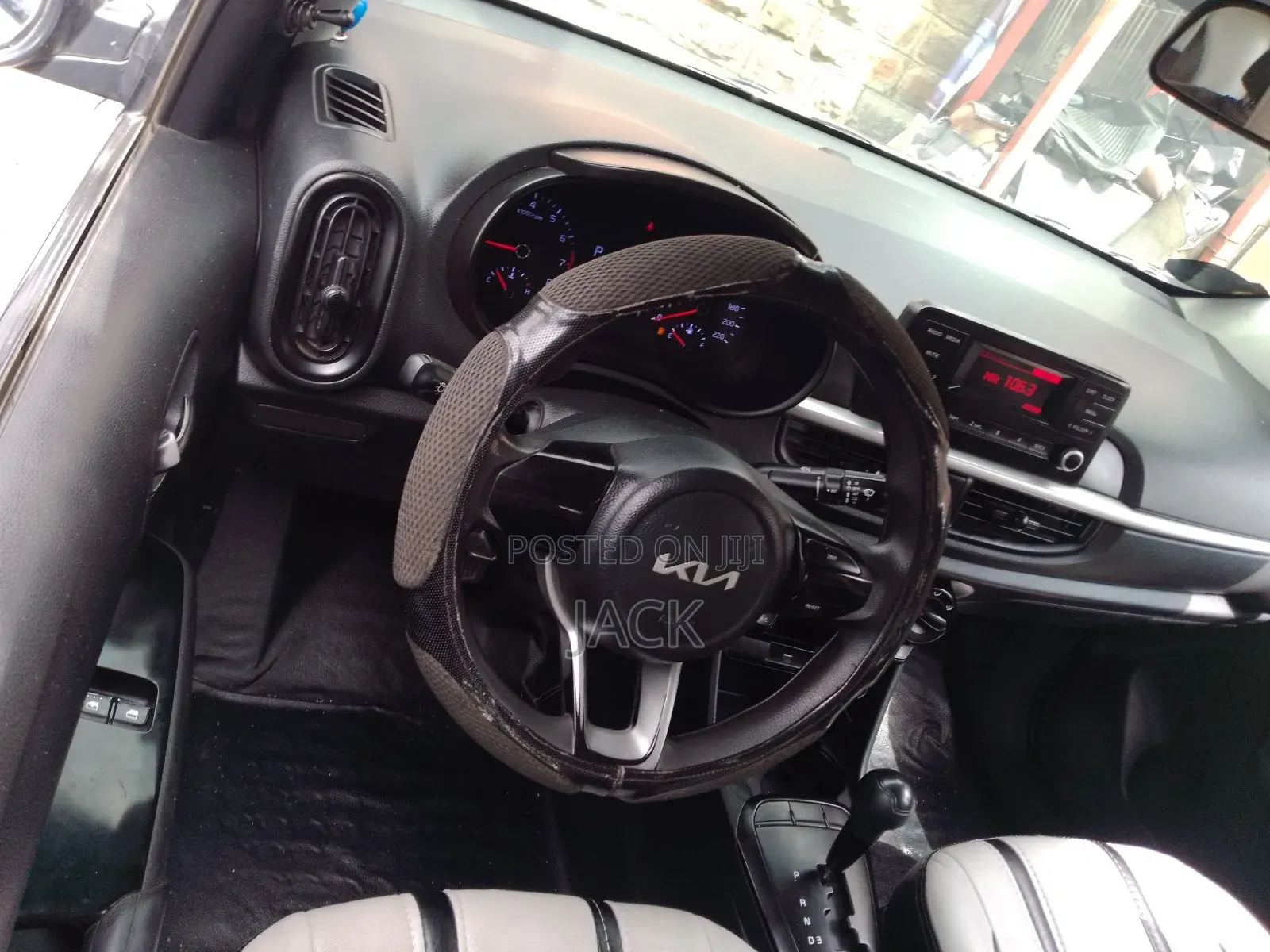 Kia Picanto 2021 Gray