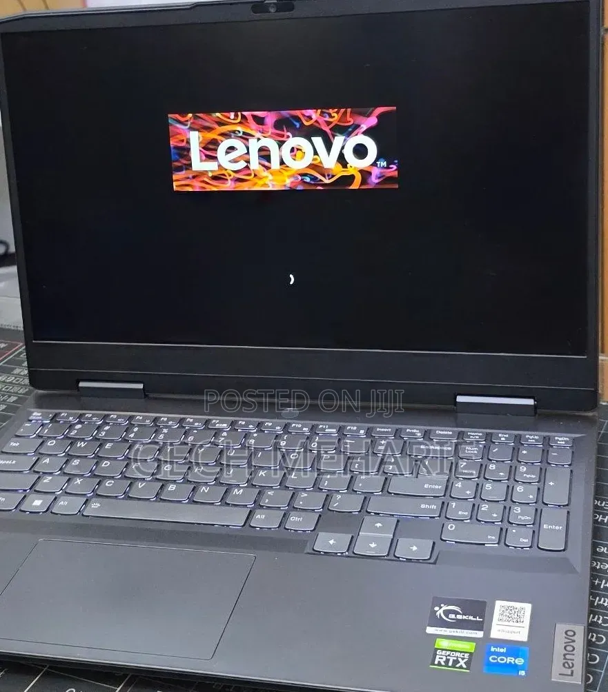 New Laptop Lenovo Ideapad 3 16GB Intel Core i5 SSD 512GB