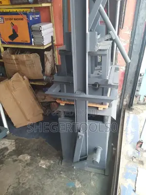 Blocket Making Machine