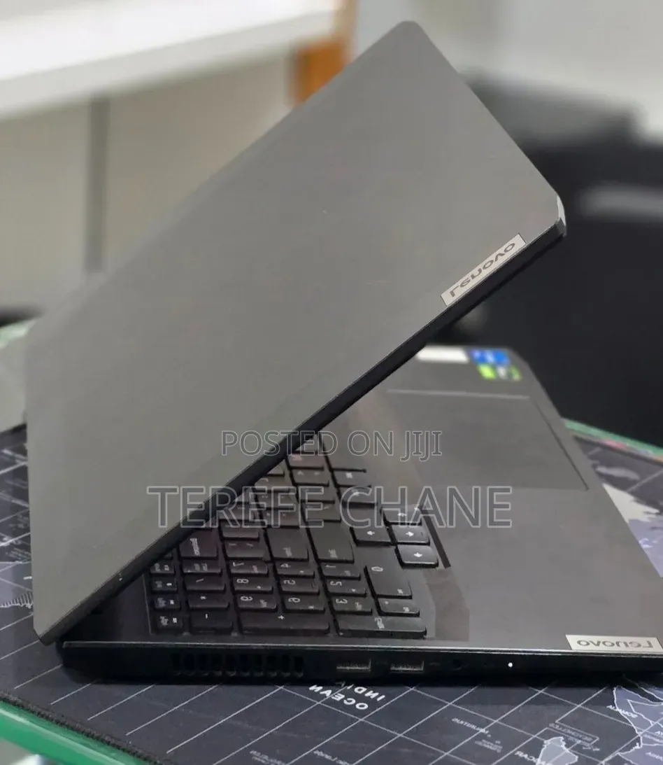 New Laptop Lenovo IdeaPad Z575 8GB Intel Core i5 SSD 512GB