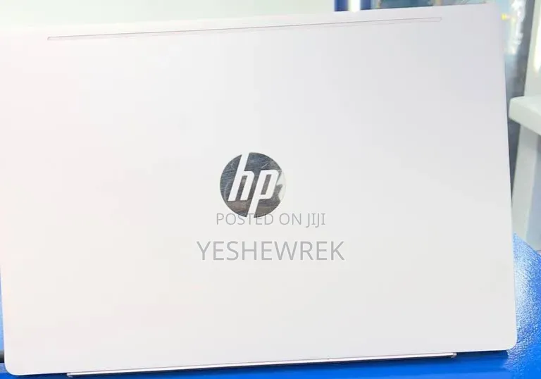 New Laptop HP Pavilion 15 8GB Intel Core i5 SSD 512GB