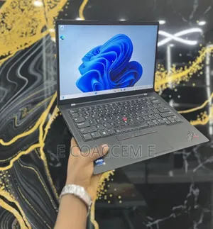 New Laptop Lenovo ThinkPad X1 Carbon 16GB Intel Core i7 SSD 512GB