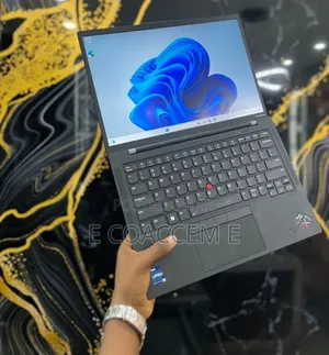 New Laptop Lenovo ThinkPad X1 Carbon 16GB Intel Core i7 SSD 512GB