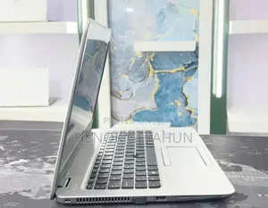 New Laptop HP EliteBook 840 8GB Intel Core i7 SSD 256GB