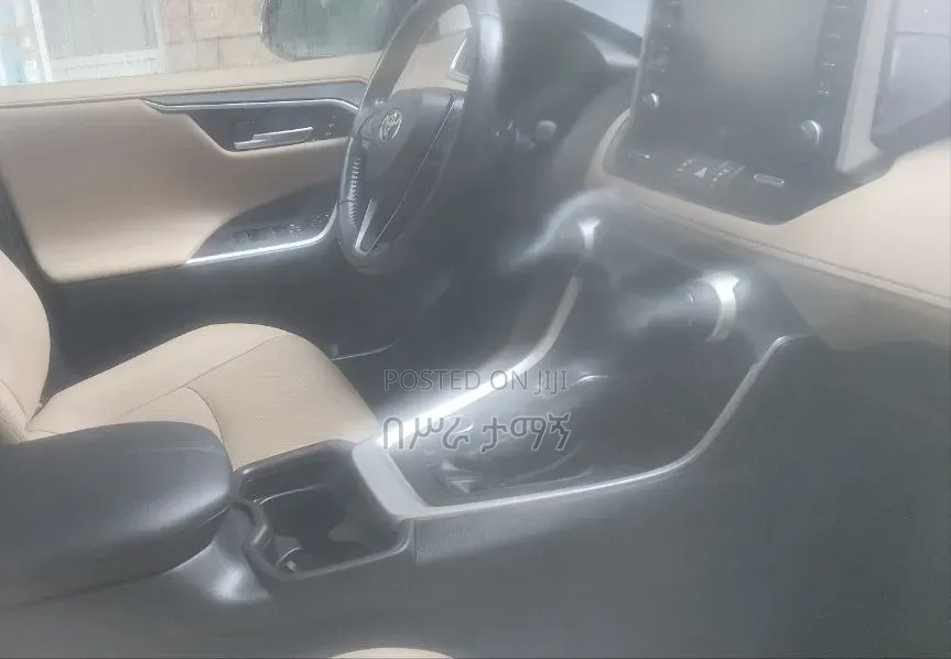 Toyota RAV4 Adventure AWD 2020 Gray