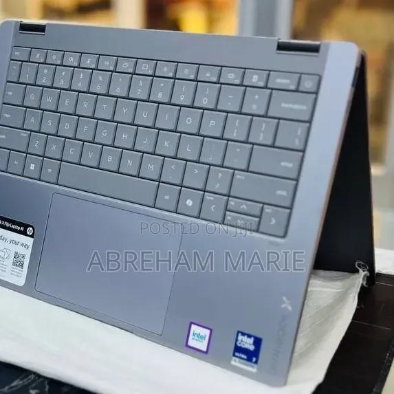 New Laptop HP OmniBook X Flip 14" 16GB Intel Core Ultra 7 SSD 1T