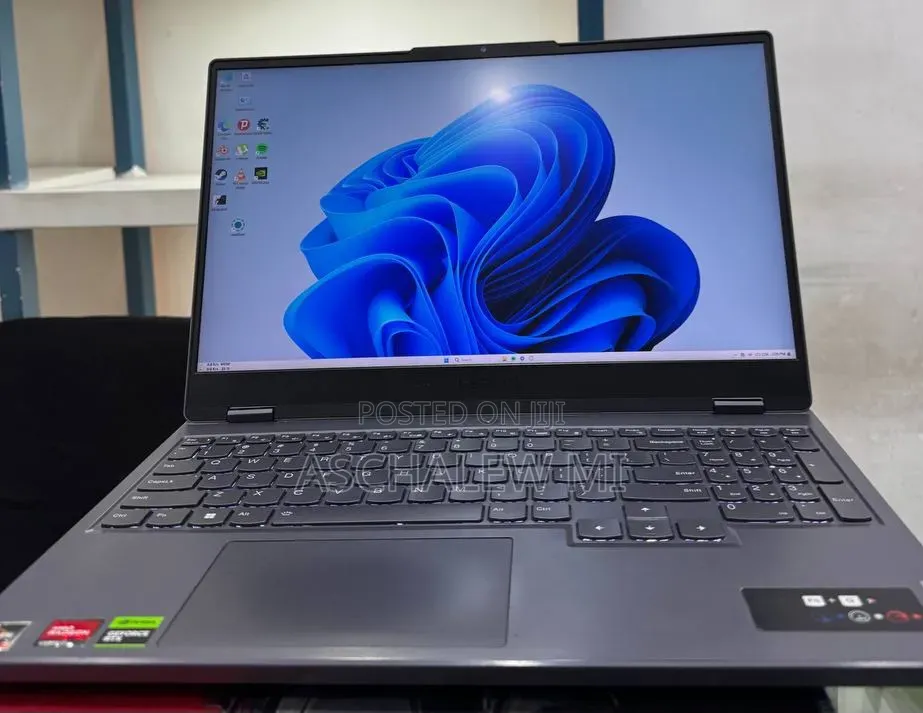 New Laptop Lenovo Legion 5 16GB AMD Ryzen 7 SSD 1T
