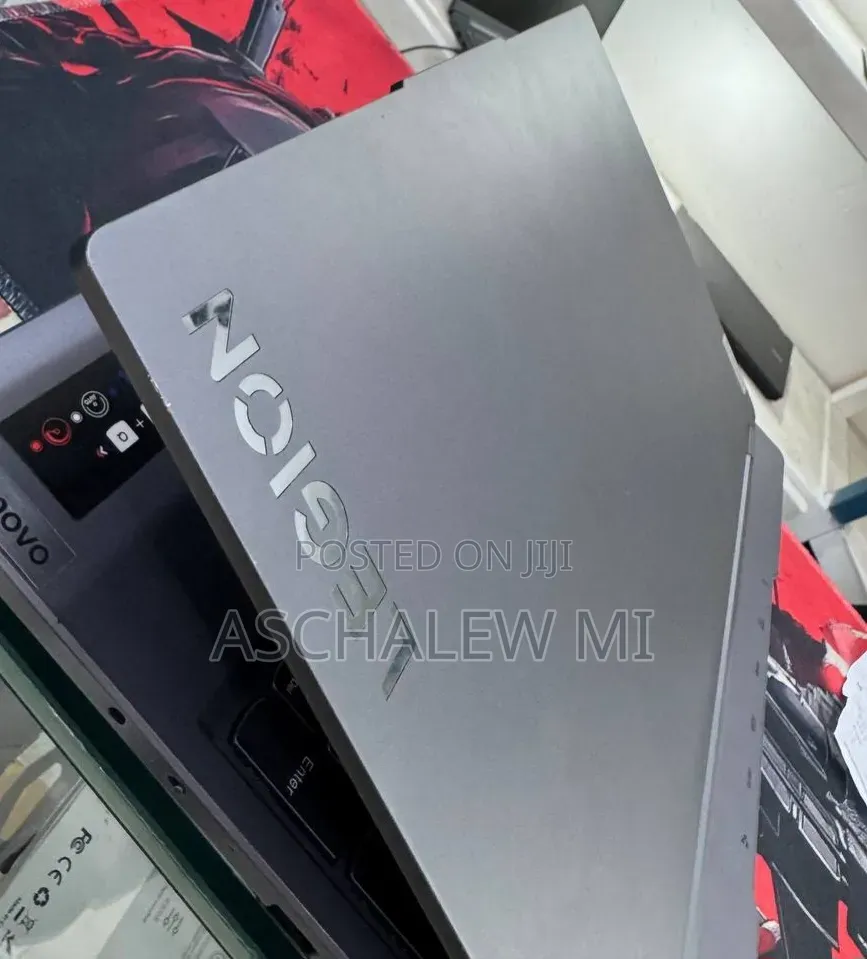 New Laptop Lenovo Legion 5 16GB AMD Ryzen 7 SSD 1T