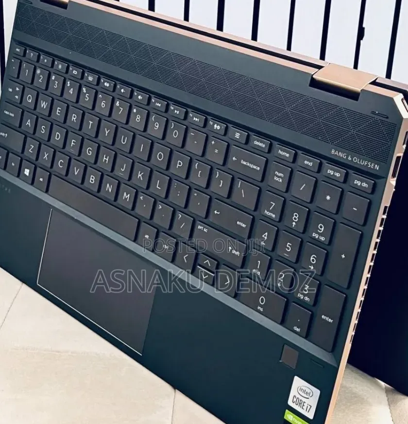 New Laptop HP Spectre 16GB Intel Core i7 SSD 1T