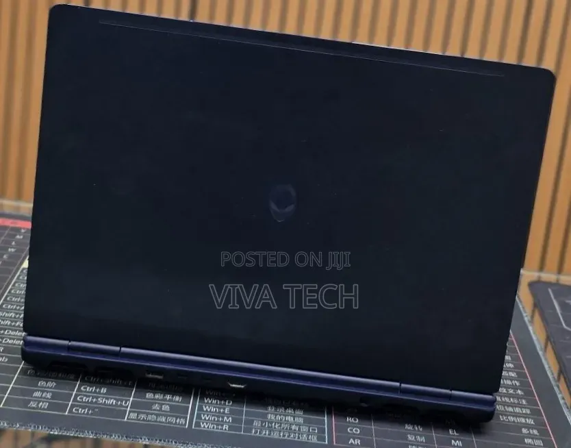 New Laptop Dell Alienware Aurora 16 16GB Intel Core Ultra 7 SSD 512GB
