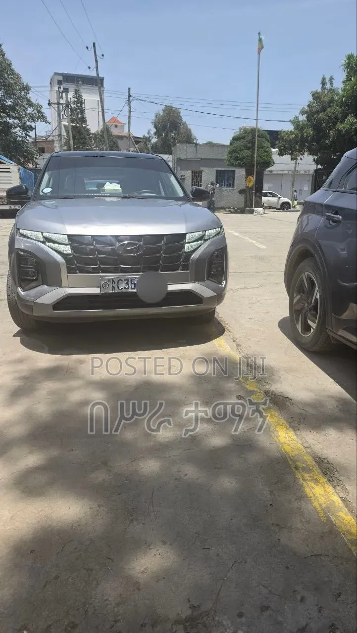 Hyundai Creta 2023 Gray