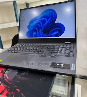 New Laptop Lenovo Legion 5 16GB AMD Ryzen 7 SSD 1T