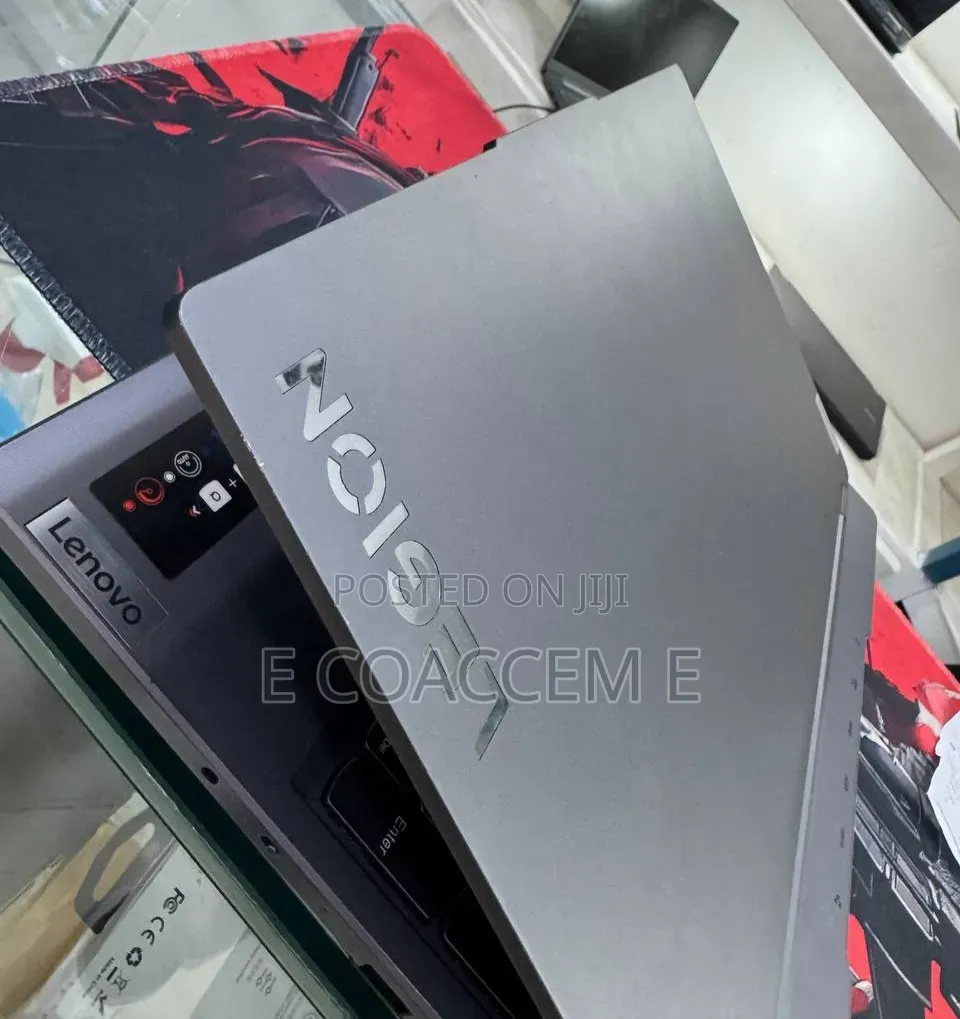 New Laptop Lenovo Legion 5 16GB AMD Ryzen 7 SSD 1T
