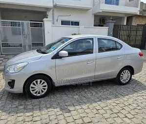 Mitsubishi Attrage 2022 Silver