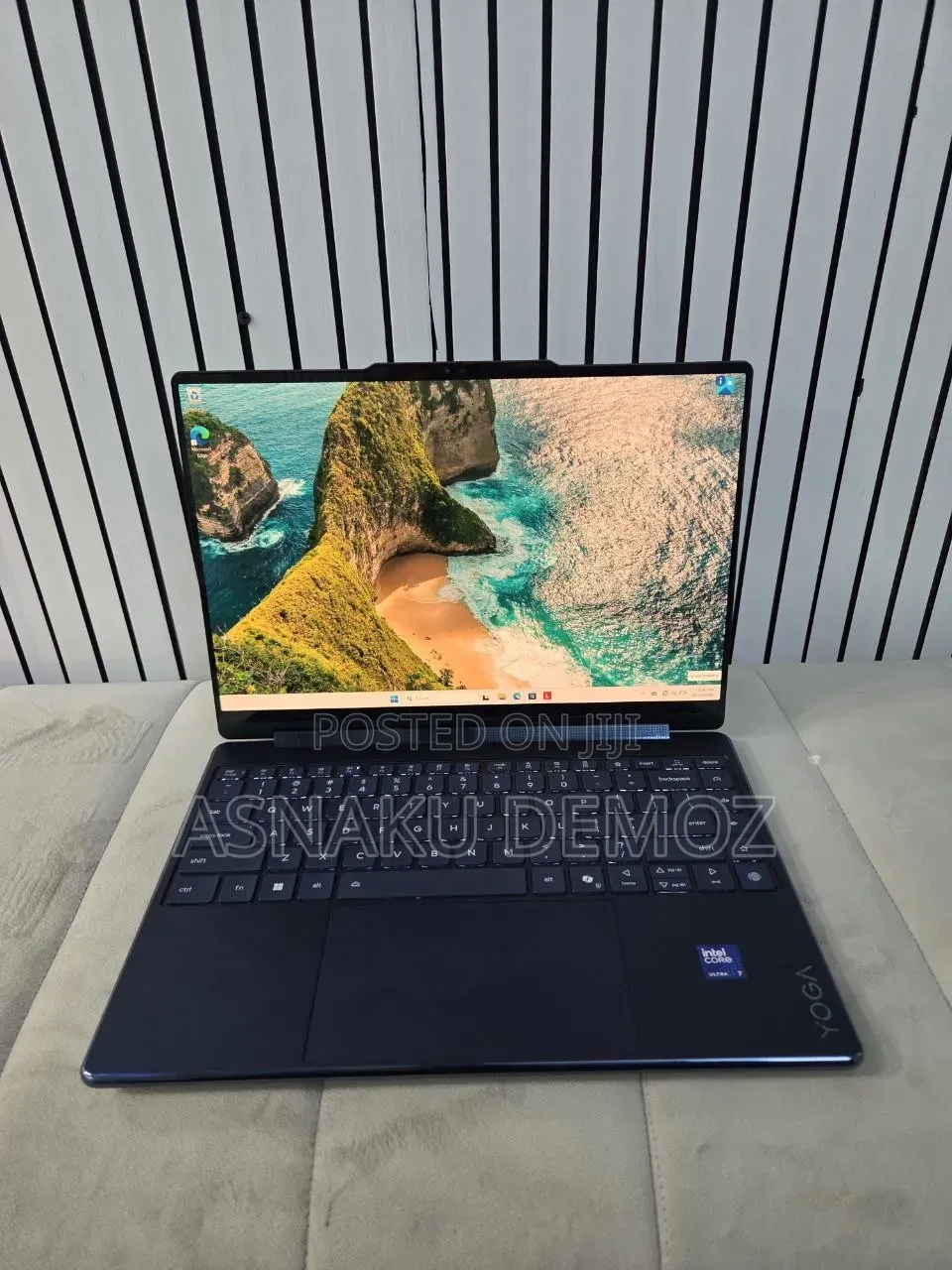 New Laptop Lenovo Yoga 9 32GB Intel Core Ultra 7 SSD 1T