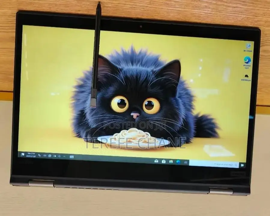 New Laptop Lenovo ThinkPad X390 Yoga 16GB Intel Core i7 SSD 512GB