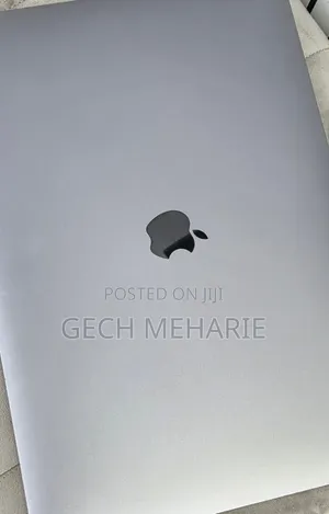 New Laptop Apple MacBook Pro 2019 16GB Intel Core i9 SSD 512GB