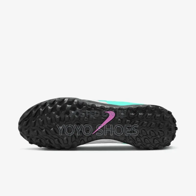 Nike Phantom GX Academy DF TF/Black / Fuchsia Dream/White Futsal Shoes