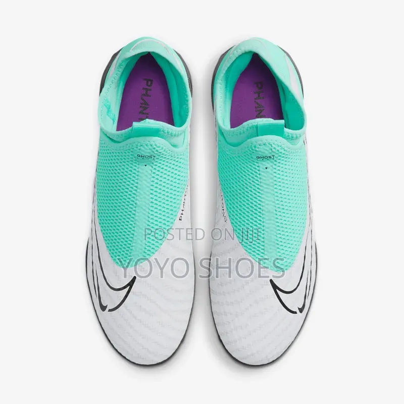 Nike Phantom GX Academy DF TF/Black / Fuchsia Dream/White Futsal Shoes
