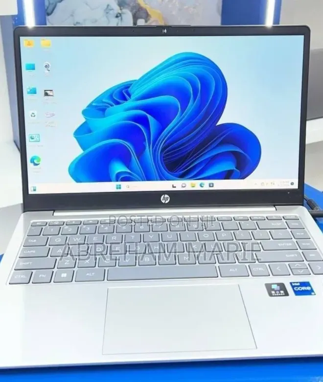 New Laptop HP Stream Notebook 16GB Intel Core i5 SSD 1T