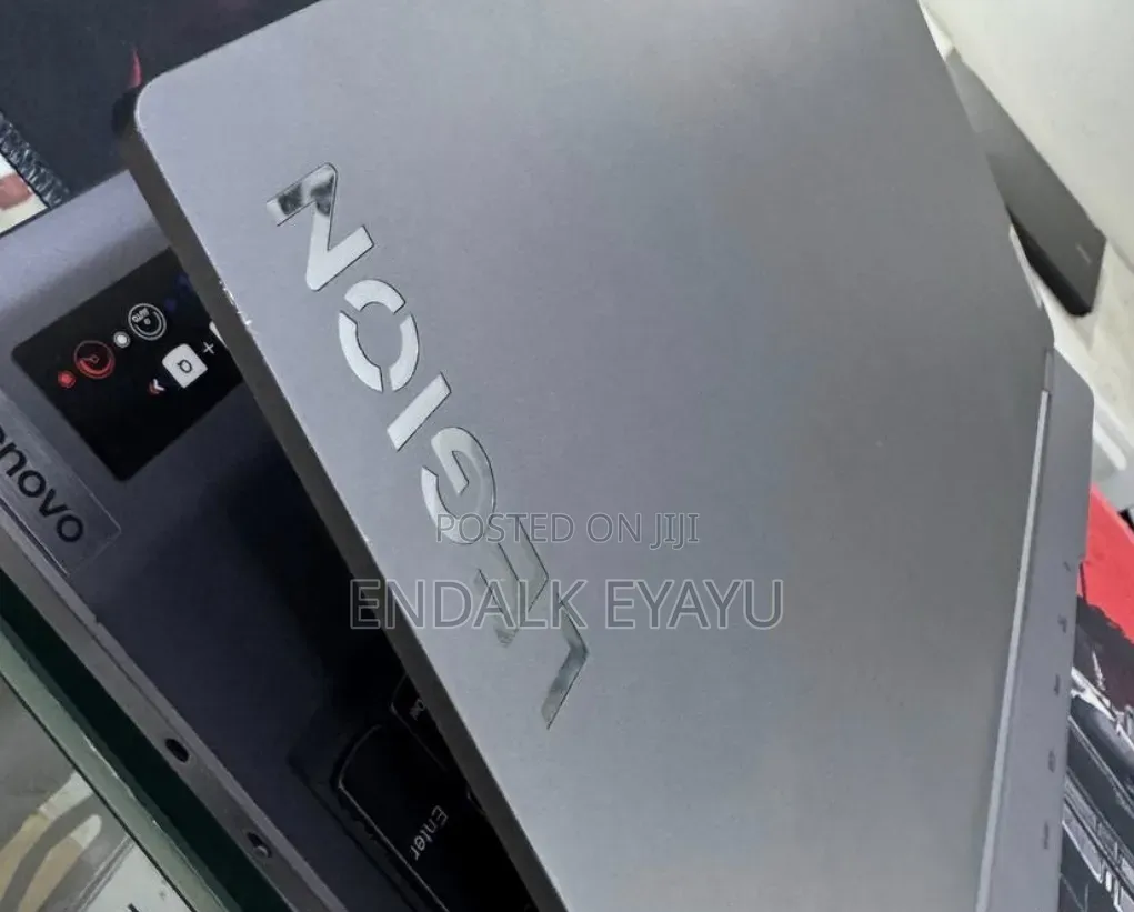 New Laptop Lenovo Legion 5 16GB AMD Ryzen 7 SSD 1T