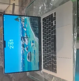 New Laptop Apple MacBook Air 2022 M2 16GB Apple M2 SSD 1T